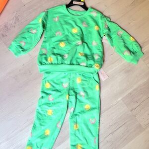 NWTs sweat pants set sz. 3T